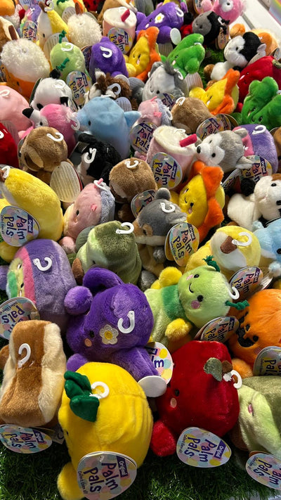 Beursaanbieding Palm Pals: 3 surprise plushies